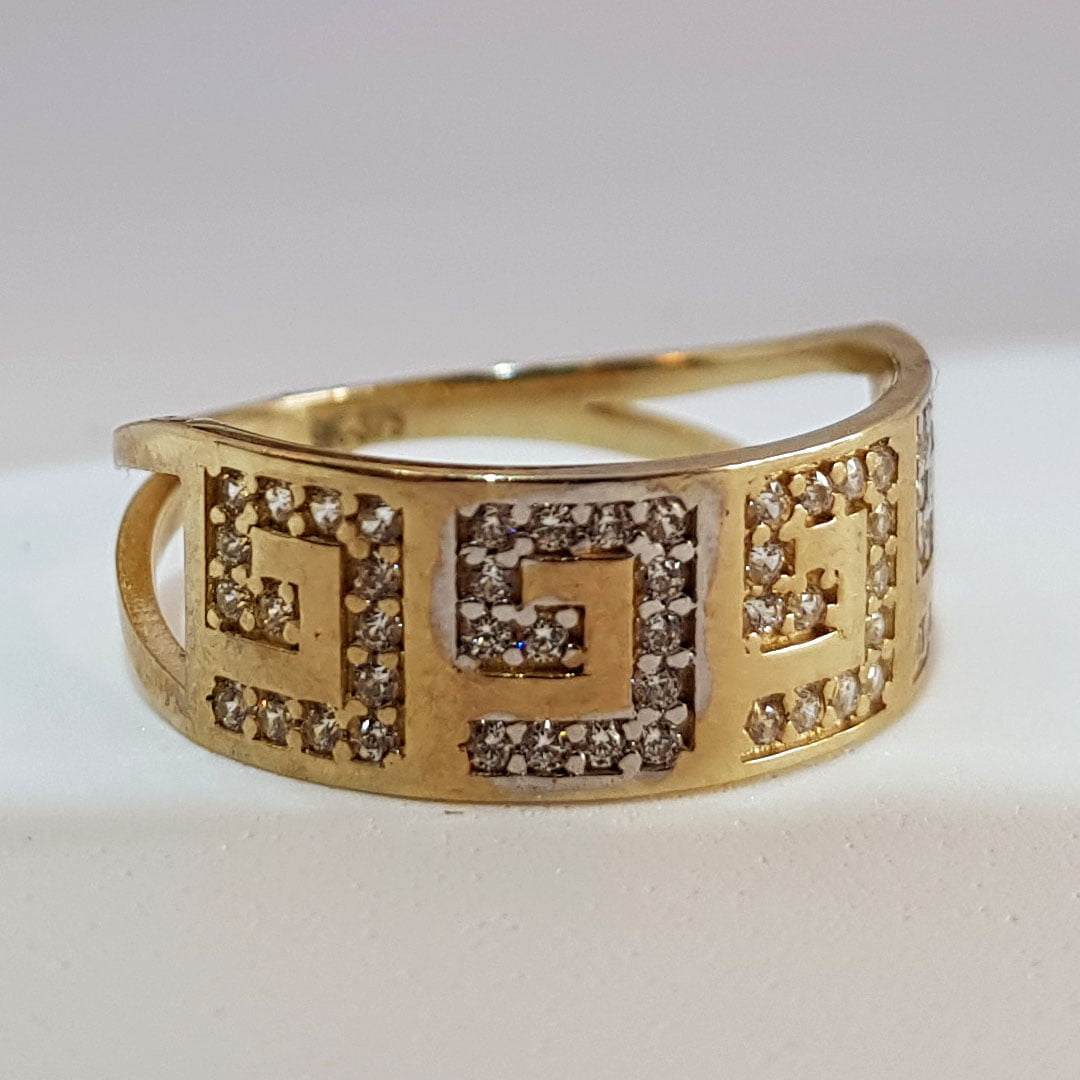 Letters Anillo