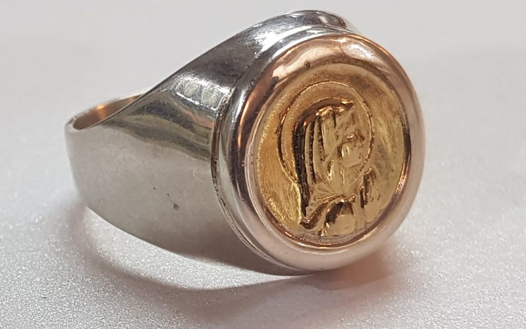 Anillo Virgen María