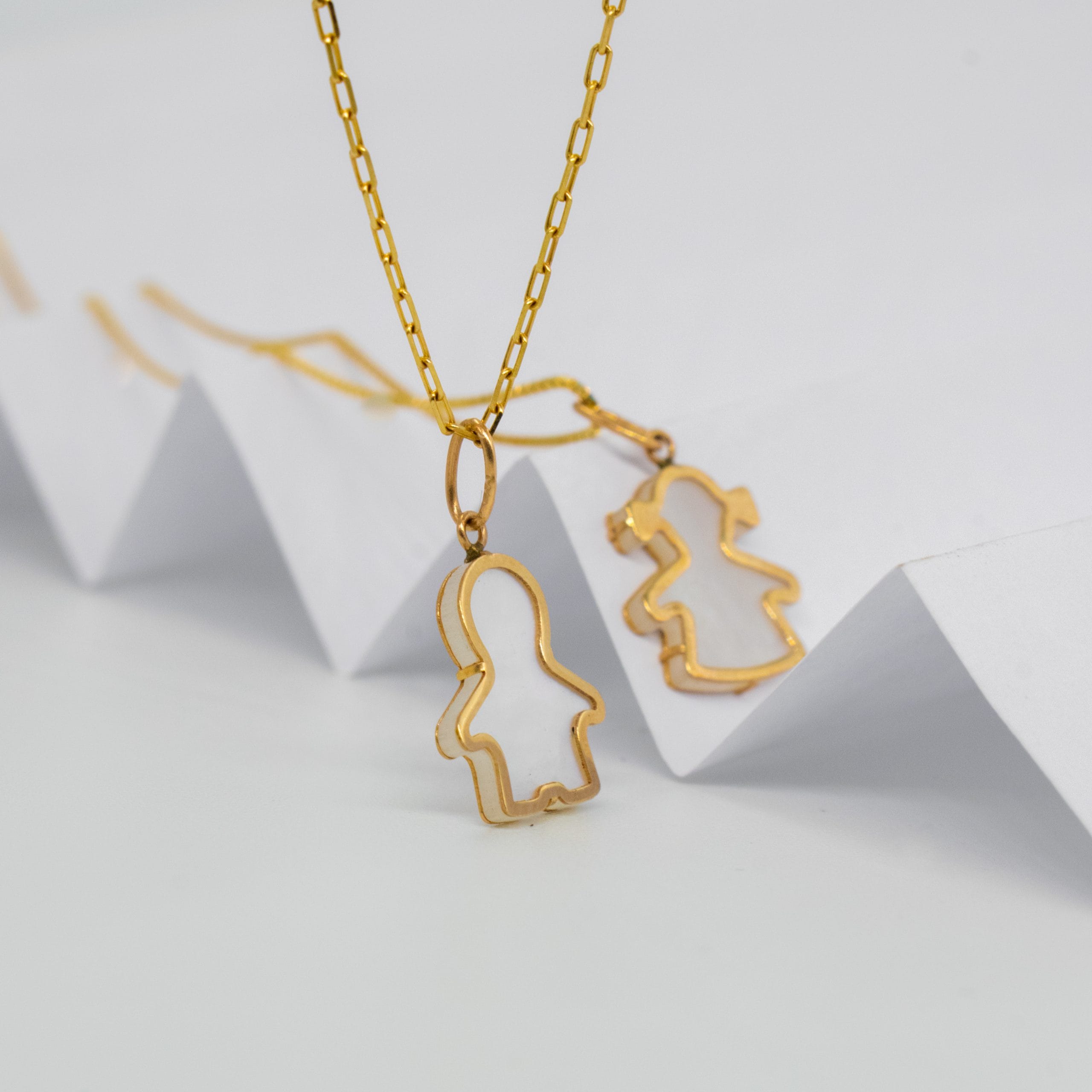 Dije de niña Emily - Imagen 2