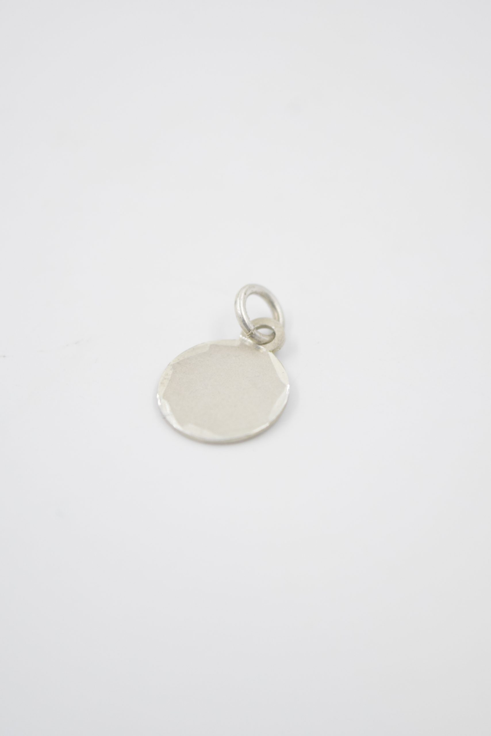 Medalla en plata para grabar con borde satinado 12mm