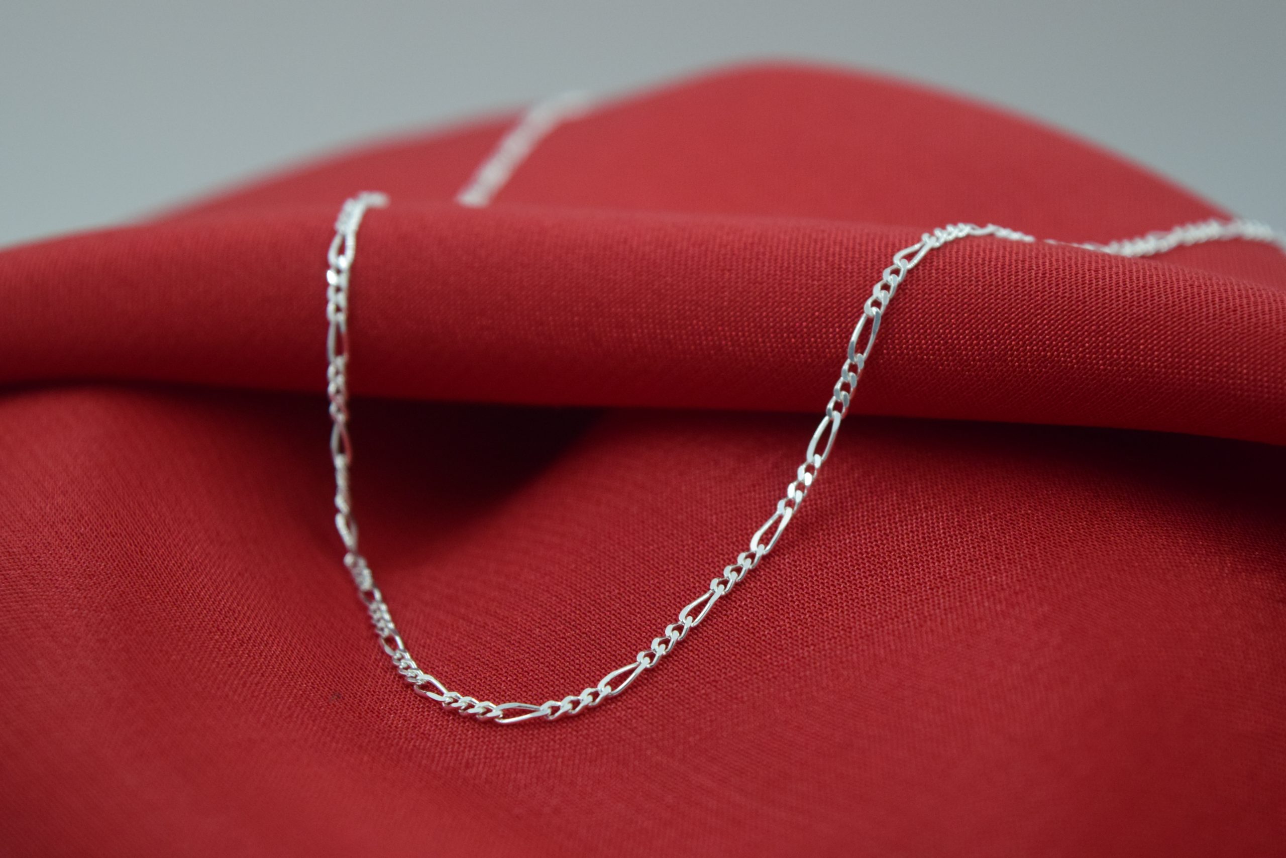 Cadena Cartier fina 45cm en plata 925k