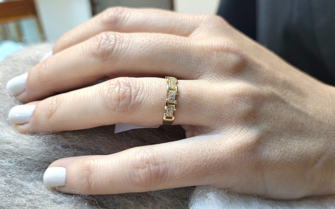 ANILLO ESENCIA